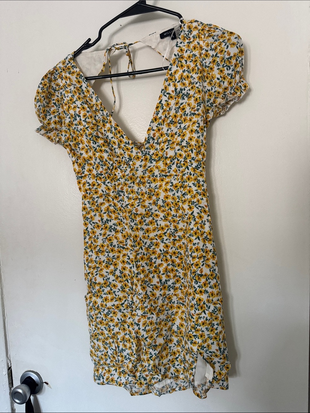 Backless Yellow Floral V-Neck Dress
